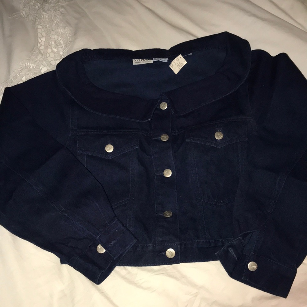 Vtg SZ Small dark blue denim jacket - cropped NWT!